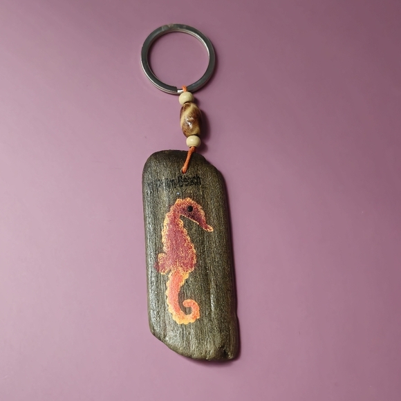 Palm Beach Wooden Seahorse Keychain with Orange Design Handcrafted - Picture 3 of 16
